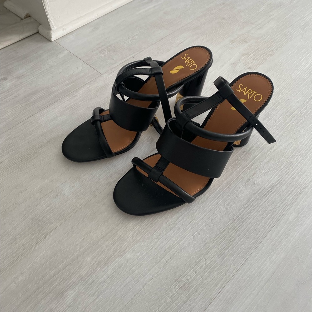 WORN ONCE. Women's Black Strappy Franco Sarto Sandals